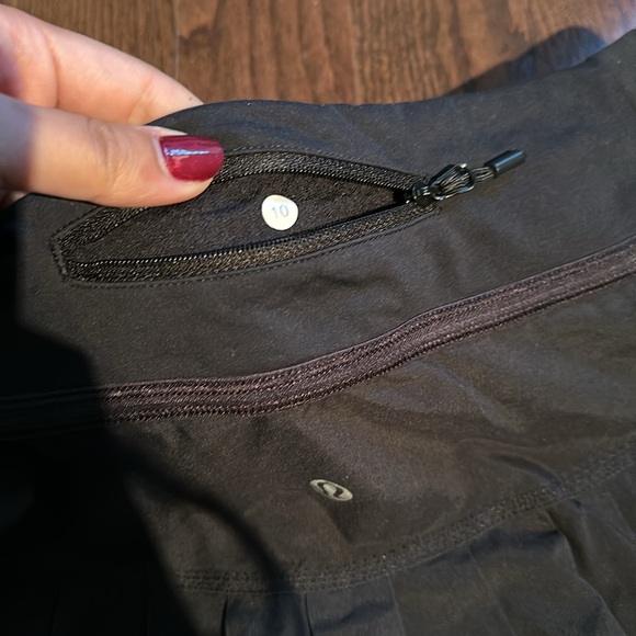 Lululemon Skirt - Picture 3 of 5